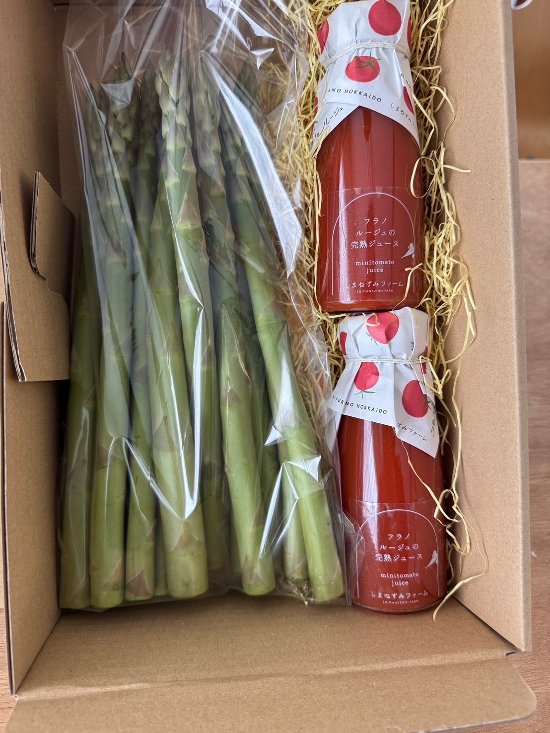 【ギフトにおすすめ】アスパラ400g&フラノルージュジュースのセット